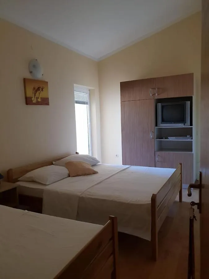 Apartment Apartmani Bm Bosnjak Zdrelac Croatia