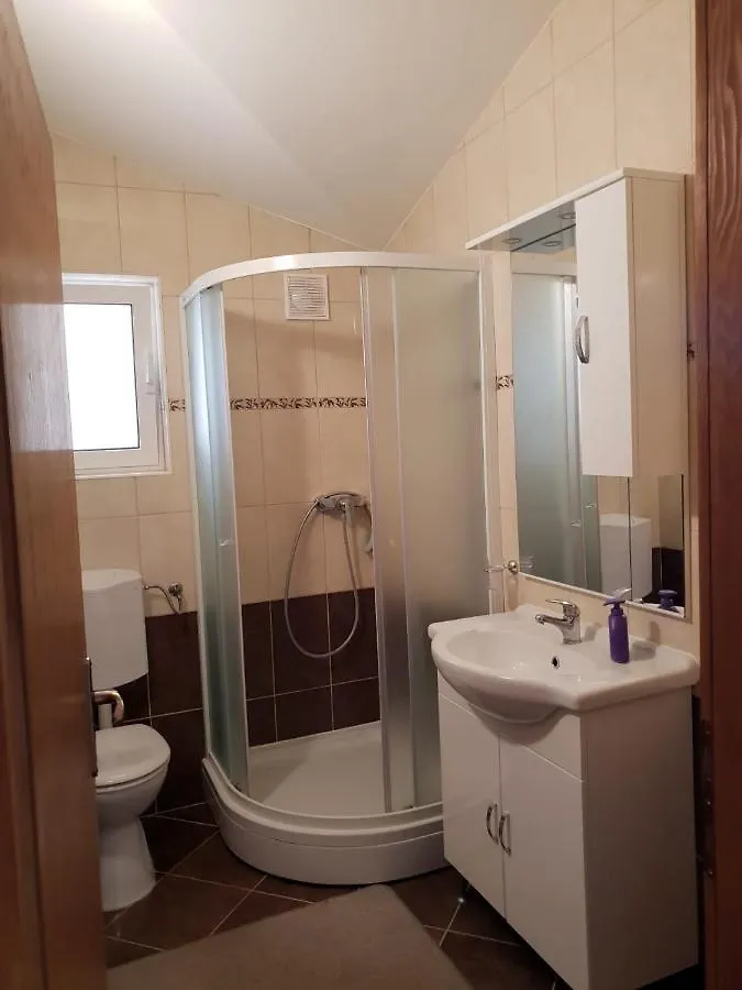 Apartmani Bm Bosnjak Zdrelac Croatia