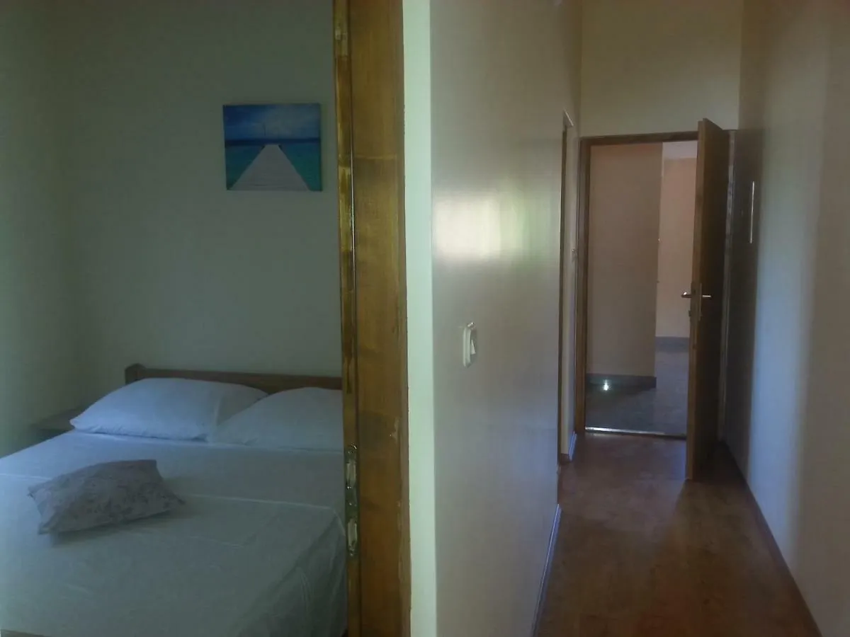 Apartment Apartmani Bm Bosnjak Zdrelac Croatia